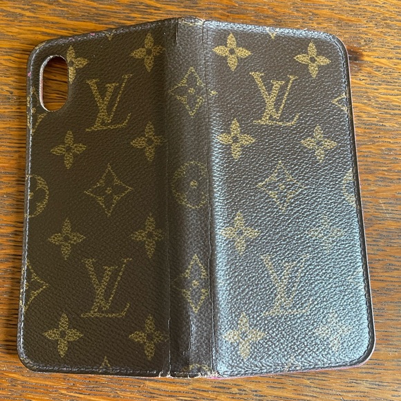 Used Authentic Louis Vuitton IPhone X phone case - Picture 4 of 8